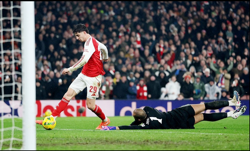 tro-ly-arsenal-phan-hoi-khi-leverkusen-mia-mai-chien-thuat-phat-goc