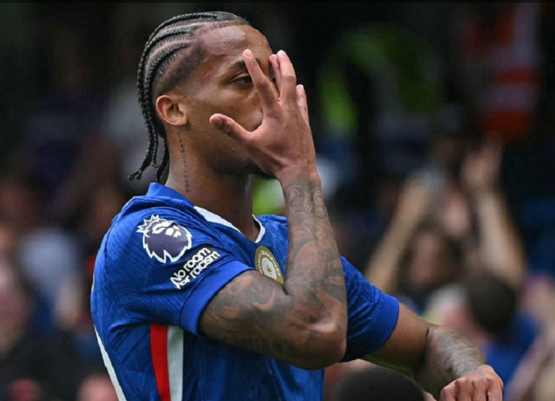 joao-pedro-bung-no-hat-trick